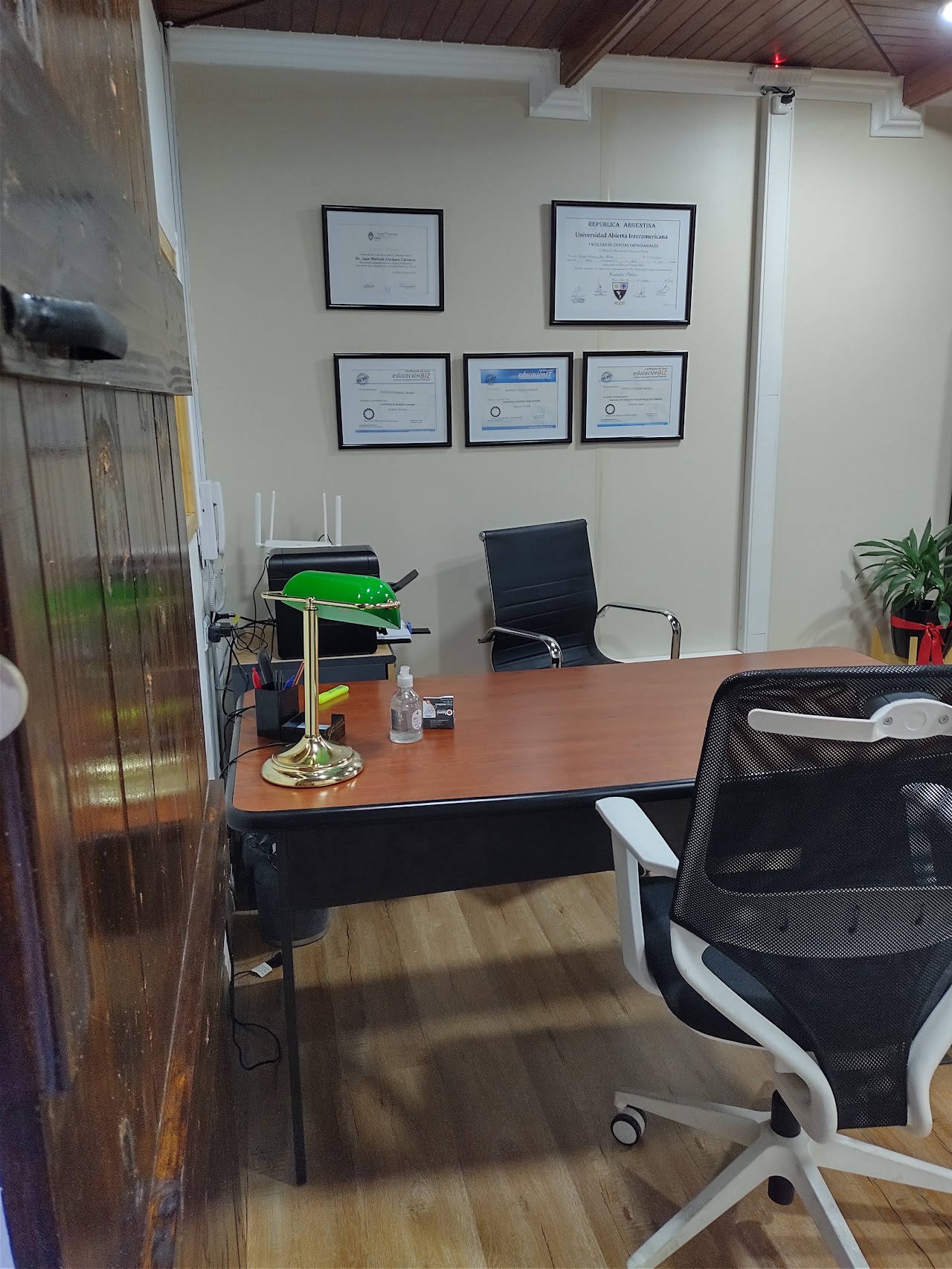 Escritorio de trabajo del estudio contable